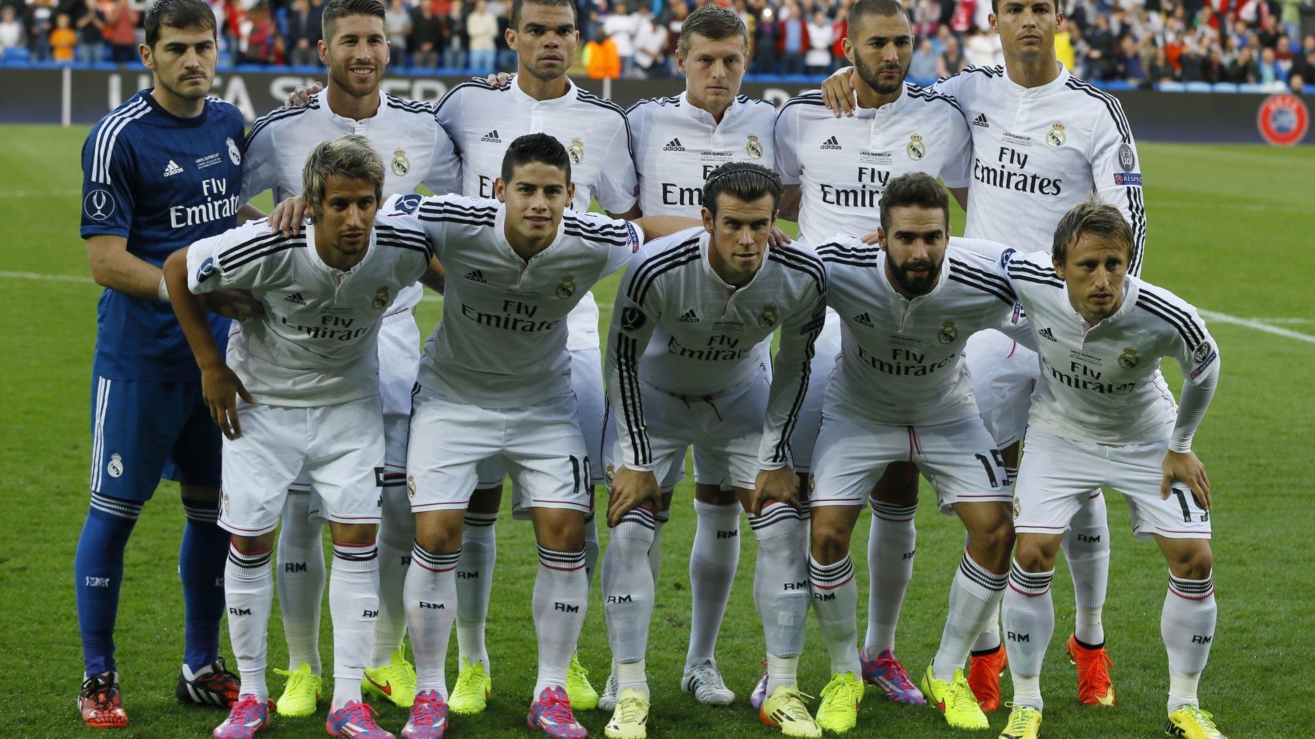 图卢兹边路活跃带动整场比赛节奏，图卢兹位置